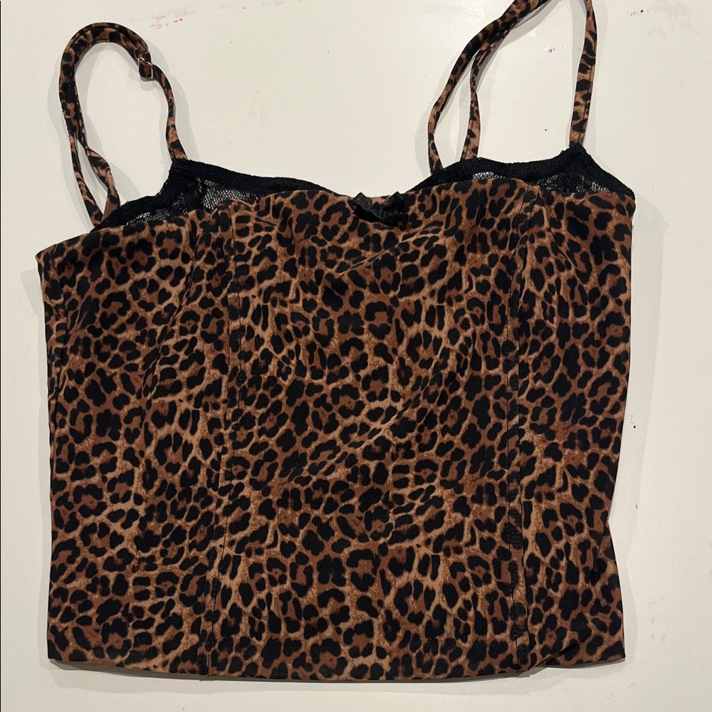 Edikted Leopard Print Women's crop tank Top size xs zippered back